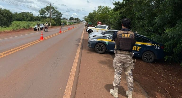 PRF reforça fiscalização durante feriado em Mato Grosso do Sul