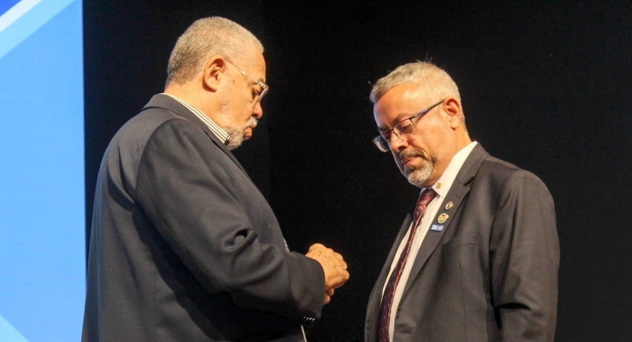 Eurico Fernando Vieira toma posse como governador do Distrito 4470 do Rotary