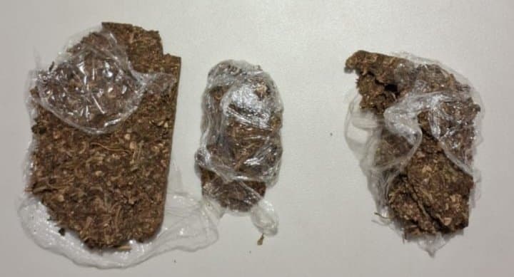 Polícia Militar prende jovem por tráfico de drogas após denúncias anônimas em Nova Andradina
