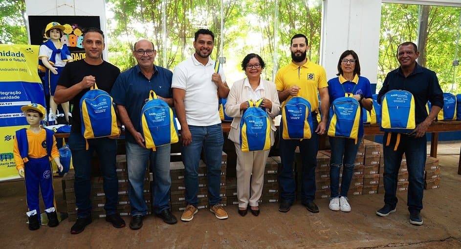 Nova Andradina - Parceria garante novos uniformes e kits para participantes do AABB Comunidade