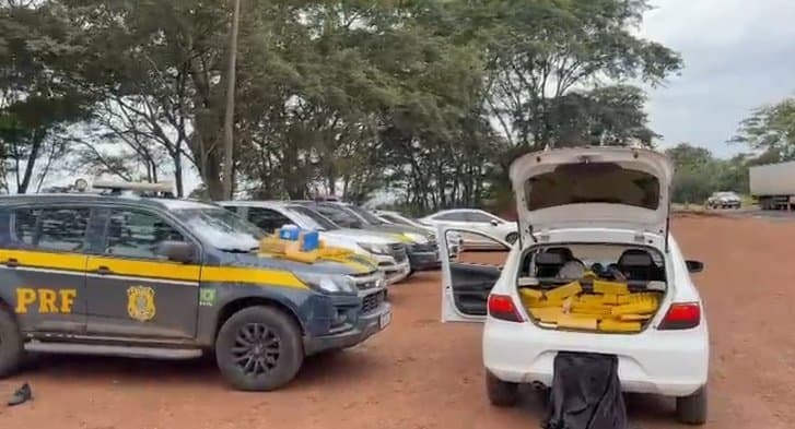 PRF apreende quase 400 kg de maconha em Ivinhema
