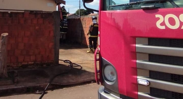 Suspeita de incêndio mobiliza Corpo de Bombeiros em Nova Andradina