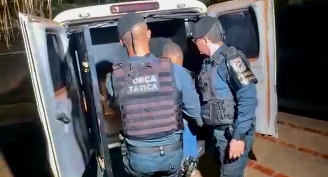 Homem com mandado de prisão é capturado em Nova Casa Verde por suspeita de violência contra enteada e cárcere privado da companheira