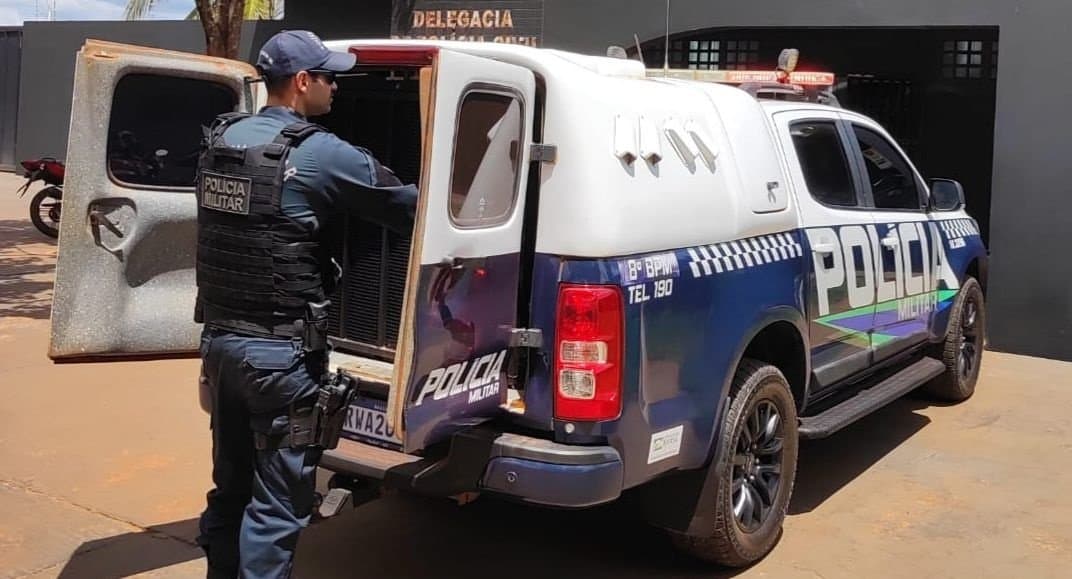 PM atende ocorrência de violência doméstica e dano em residência na cidade de Angélica