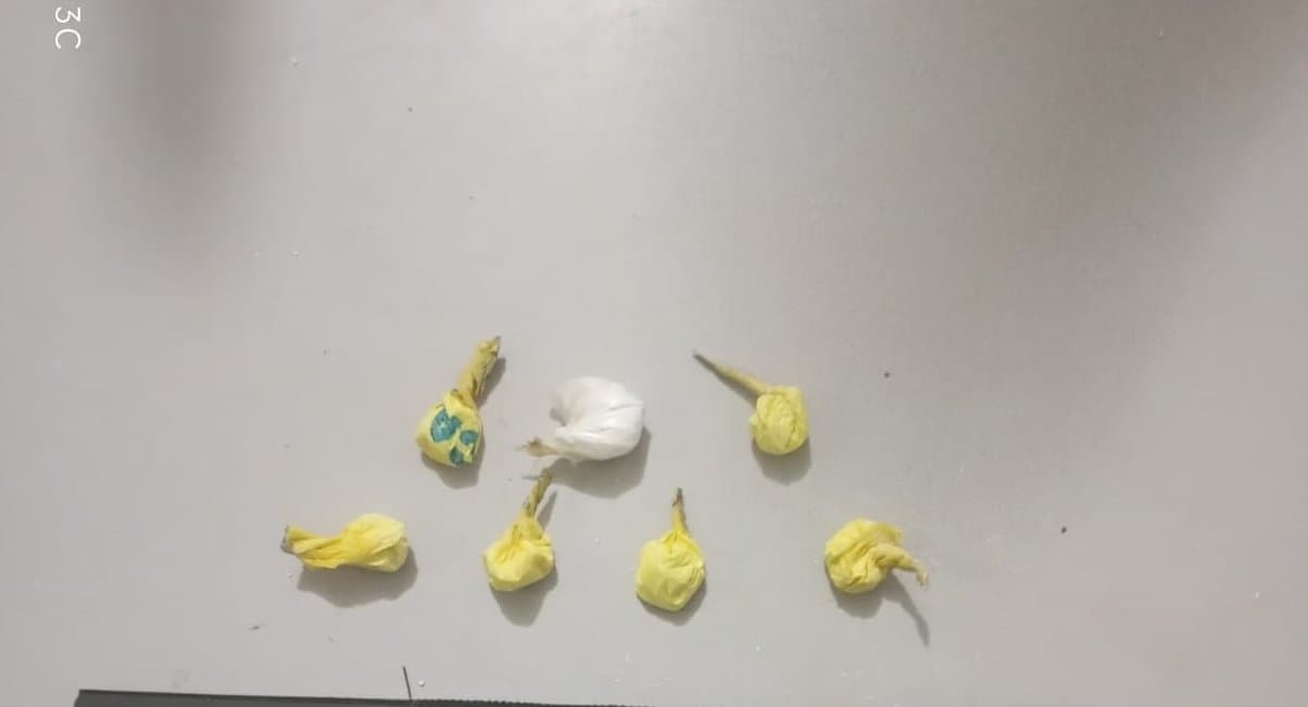 Polícia Militar conduz homem por tráfico de drogas e apreende porções de cocaína em Nova Andradina