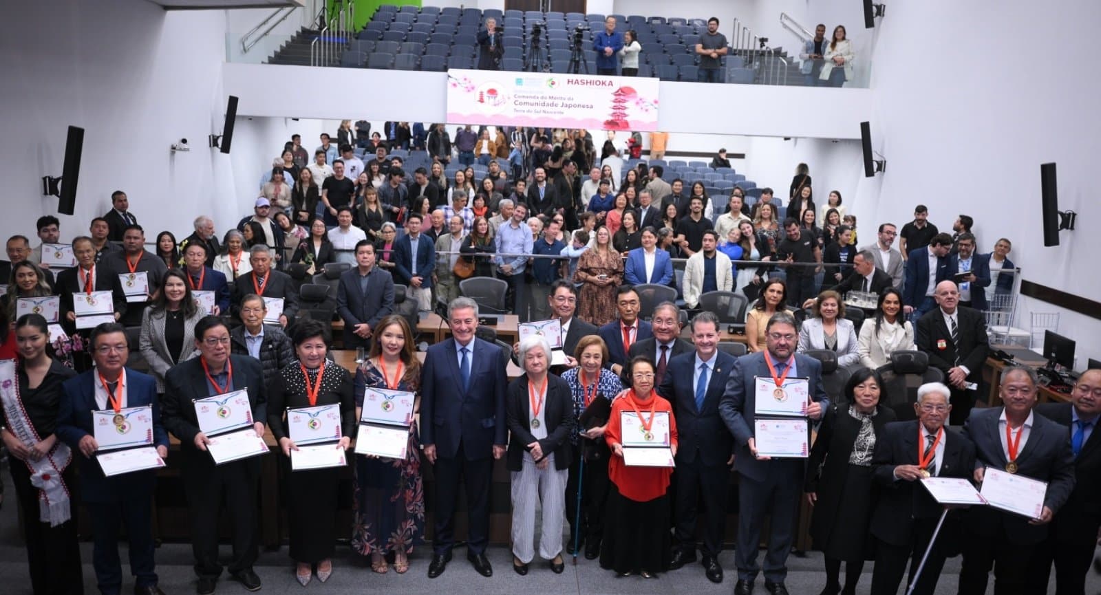 Em noite de homenagens e gratidão, Hashioka celebra legado da comunidade japonesa com a Comenda “Terra do Sol Nascente”