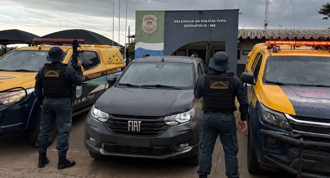 PMR de Batayporã, com apoio da base de Angélica, recupera veículo com placas falsas em Deodápolis
