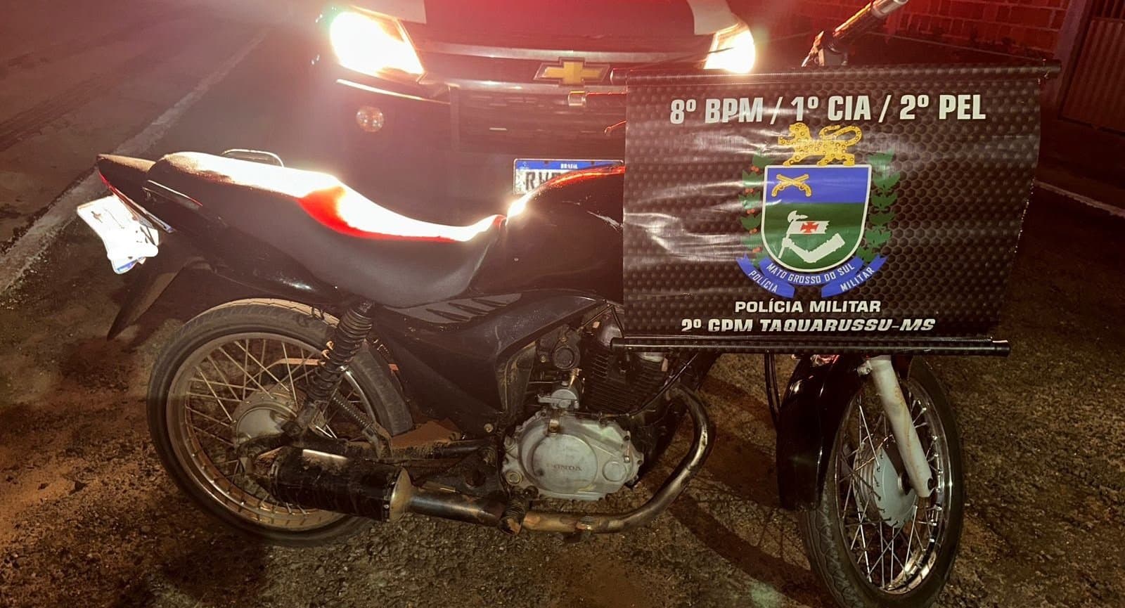 PM detém jovem por embriaguez, direção perigosa e desobediência em Taquarussu