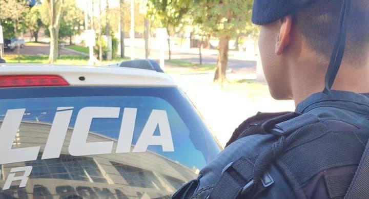 Motociclista é detido após empinar moto, fugir da PM e cair durante perseguição em Nova Andradina