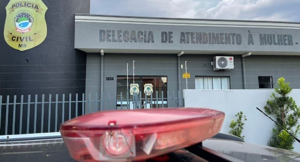 Homem é preso acusado de invadir a residência da ex-companheira em Nova Casa Verde