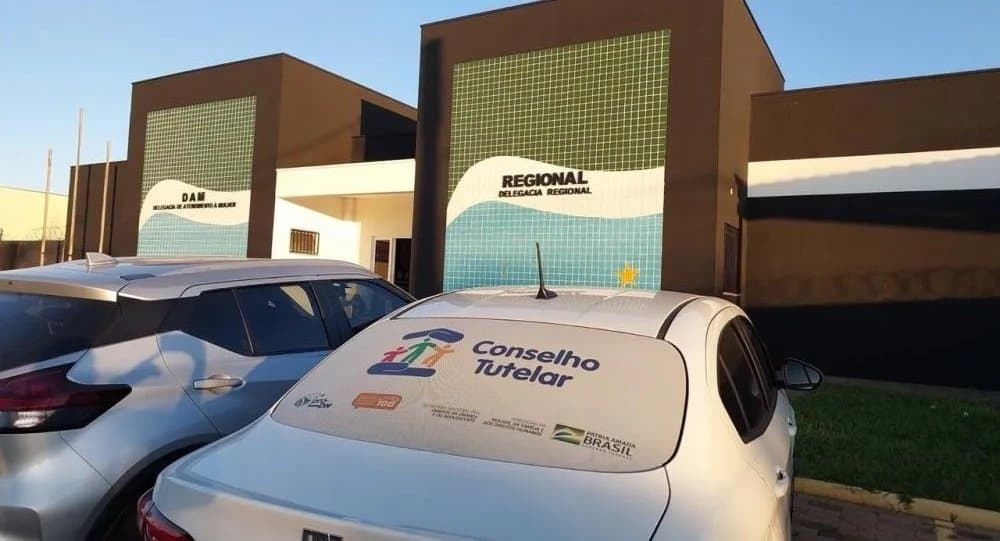 Criança de 2 anos é encontrada sozinha em rua de Bataguassu e mãe acaba detida pela Polícia Militar
