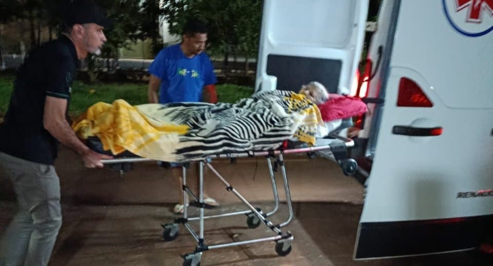 Fim da espera: idosa de Nova Andradina é transferida para receber atendimento especializado em Dourados