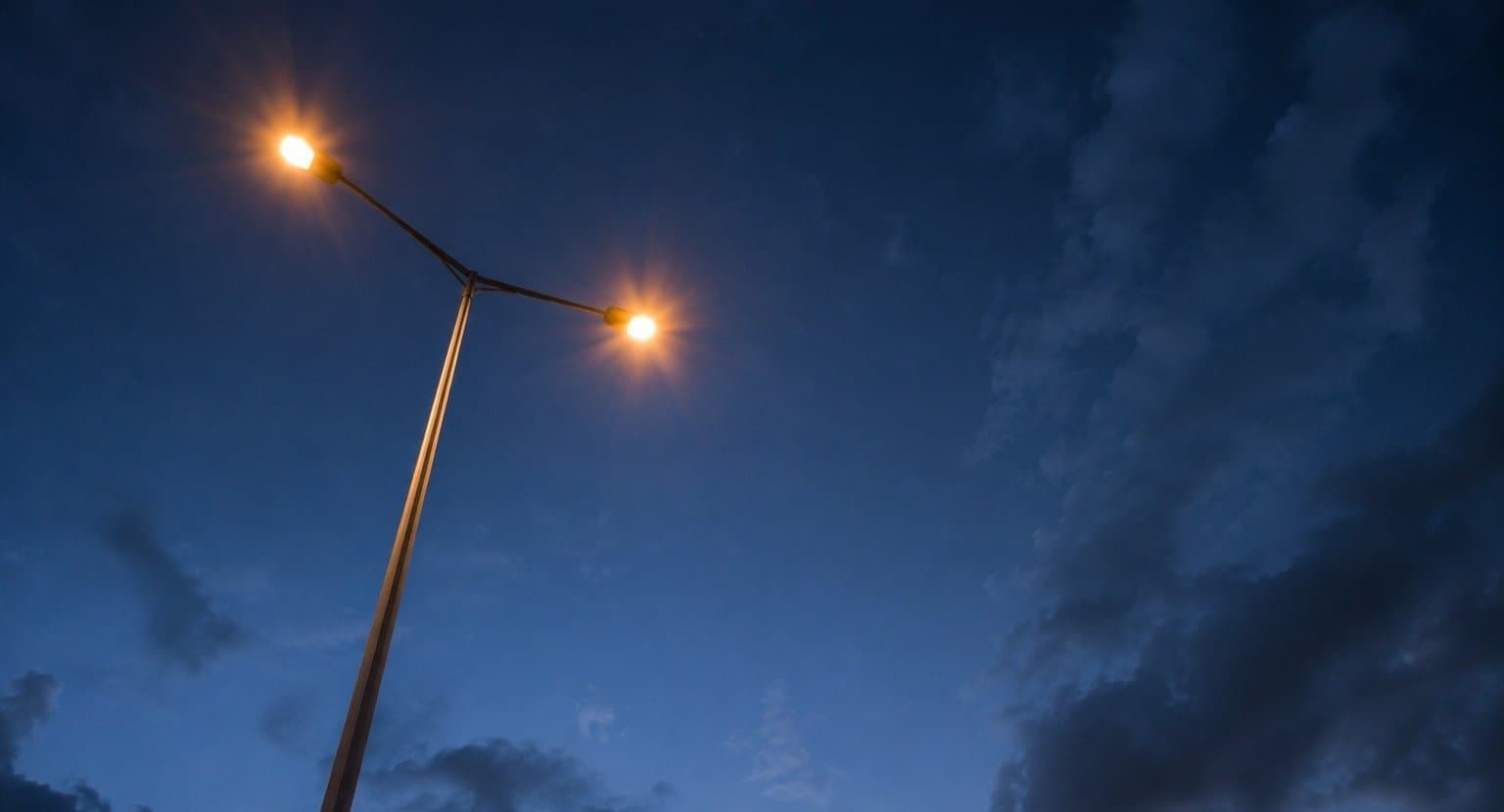Iluminação em quatro rotatórias de acesso a Nova Andradina é tema de indicação encaminhada pela Câmara