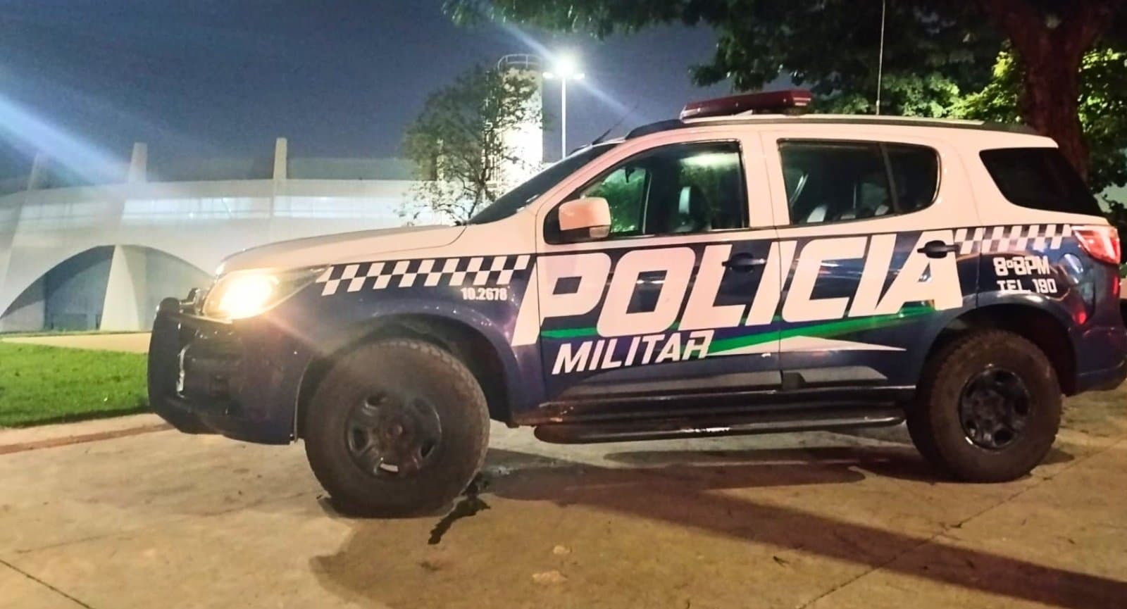 Pitbull solto em praça pública mobiliza Polícia Militar em Nova Andradina