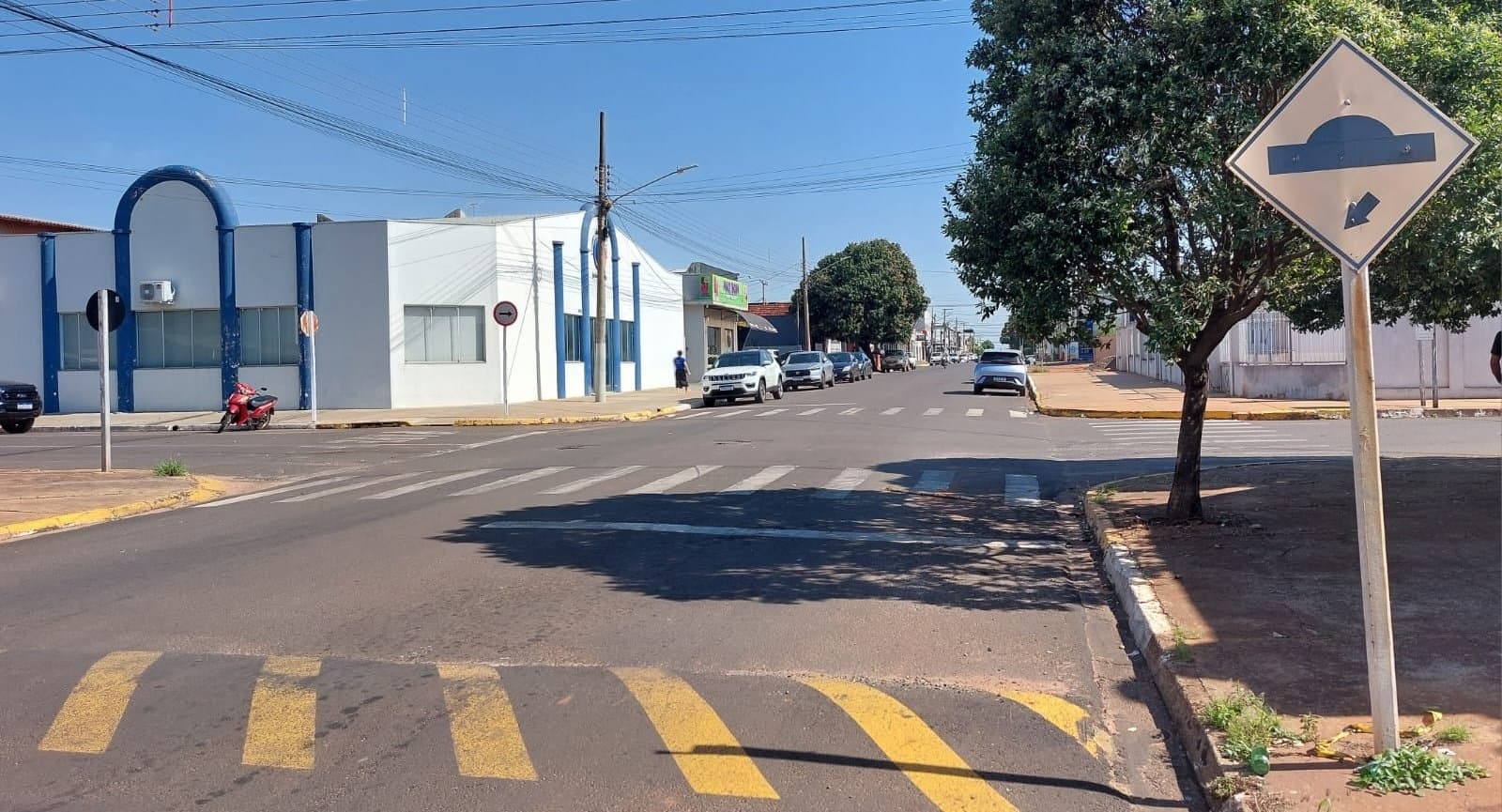 Indicações apontam necessidade de reparos em drenagem e estudo para instalação de semáforos