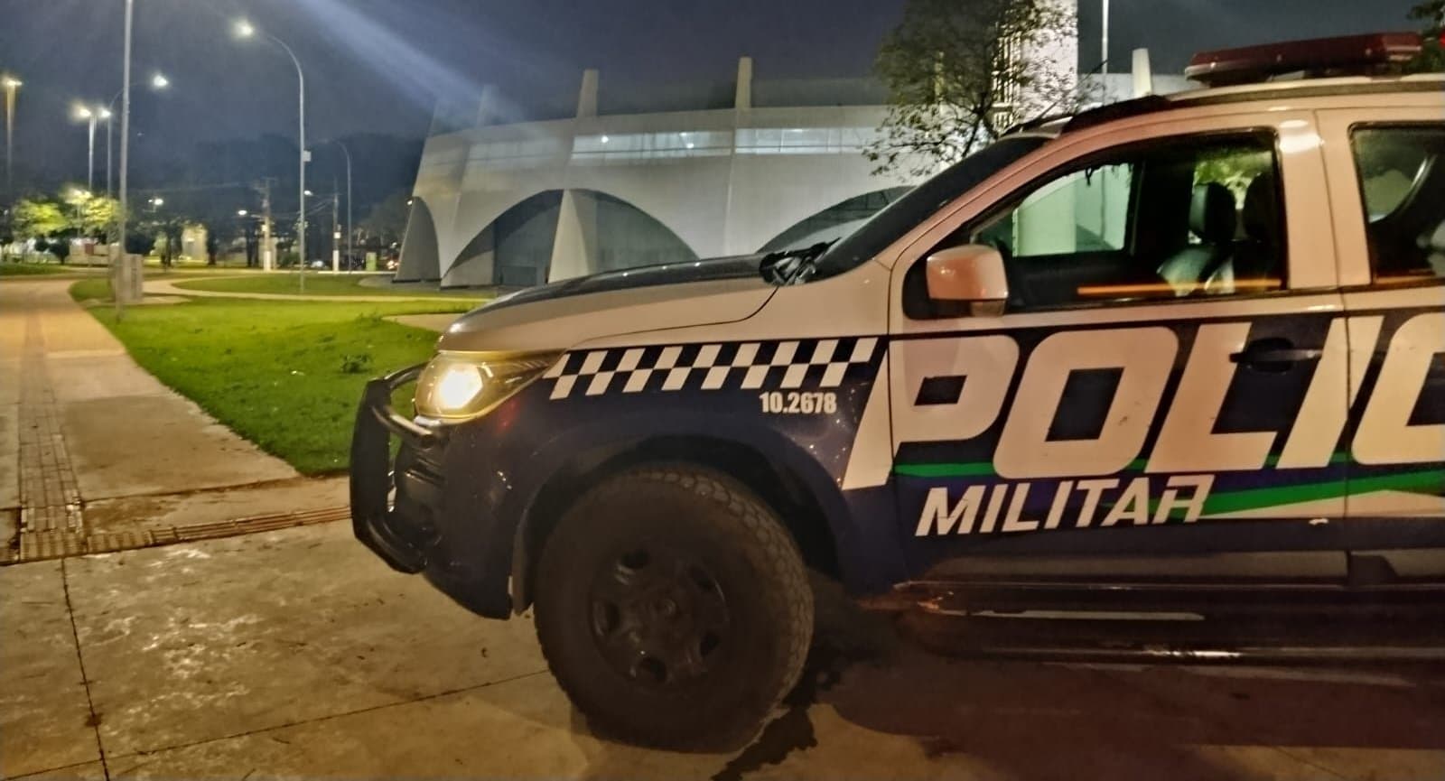 Condutora é presa por embriaguez ao volante após acidente que deixou motociclista ferido em Nova Andradina