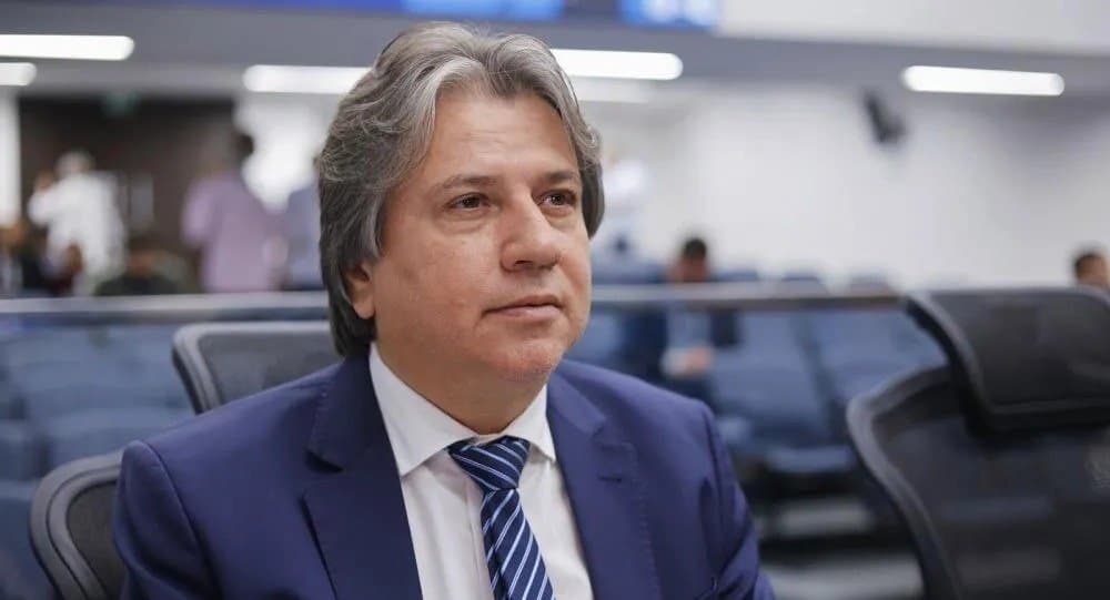 Caravina lidera entre candidatos do Vale do Ivinhema em pesquisa para deputado estadual