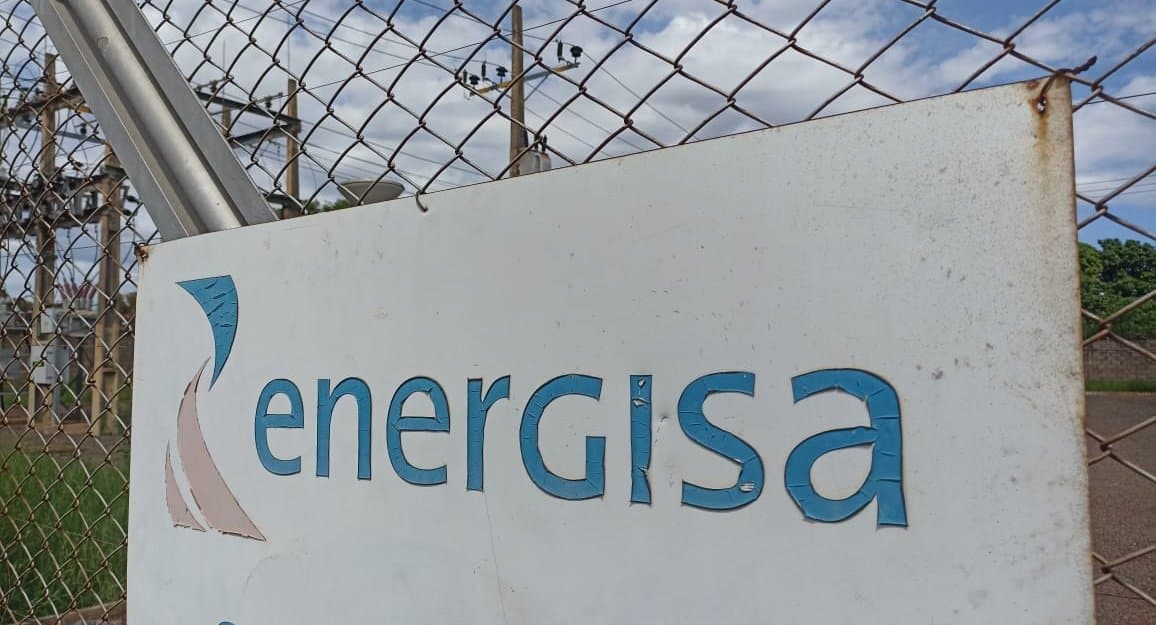 Nova Andradina - Moradores do Bairro São Vicente ficam mais de 24h sem energia