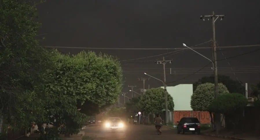INMET emite alerta de tempestade para os 79 municípios de Mato Grosso do Sul neste sábado